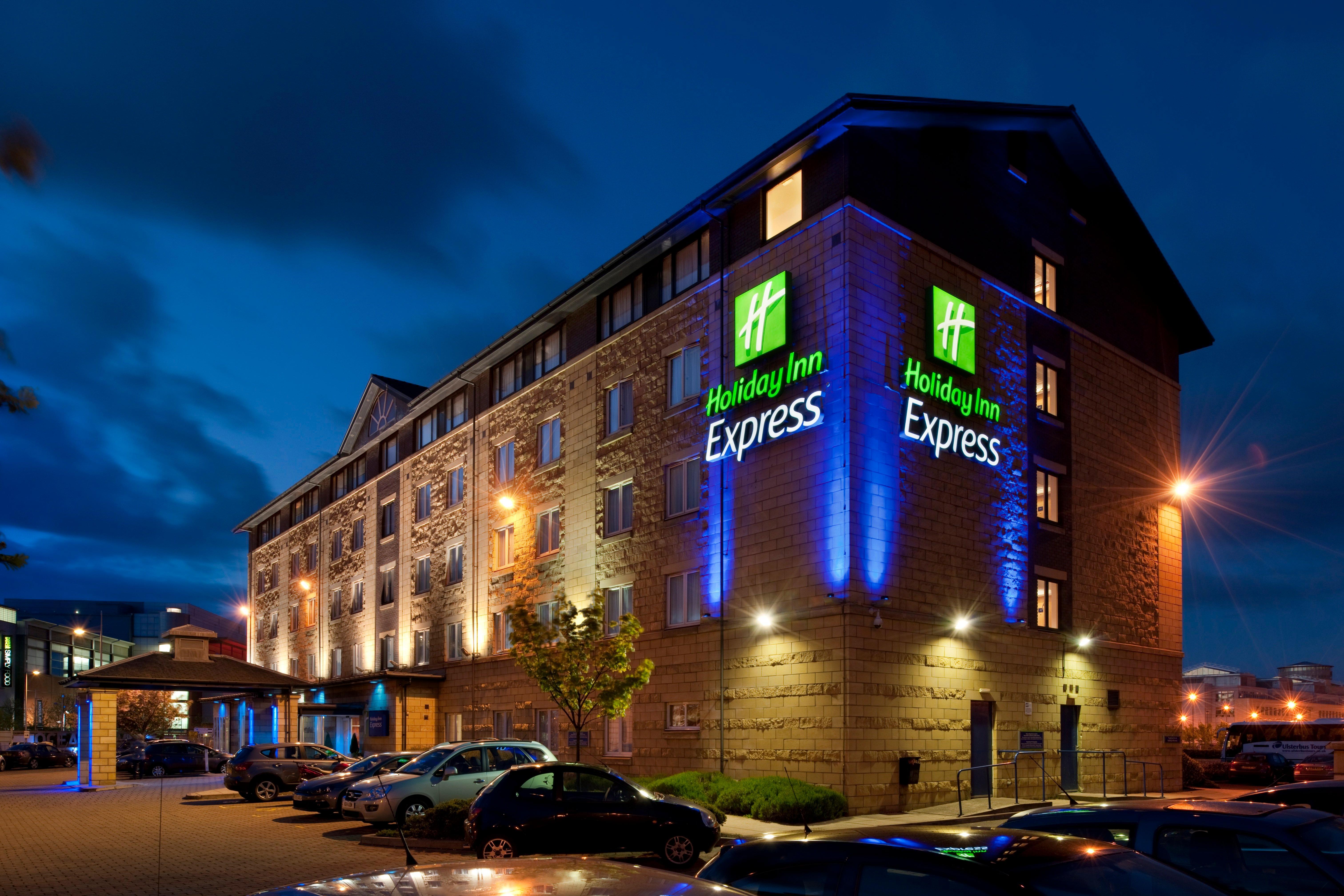 Holiday Inn Express Edinburgh - Leith Waterfront, An Ihg Hotel Экстерьер фото